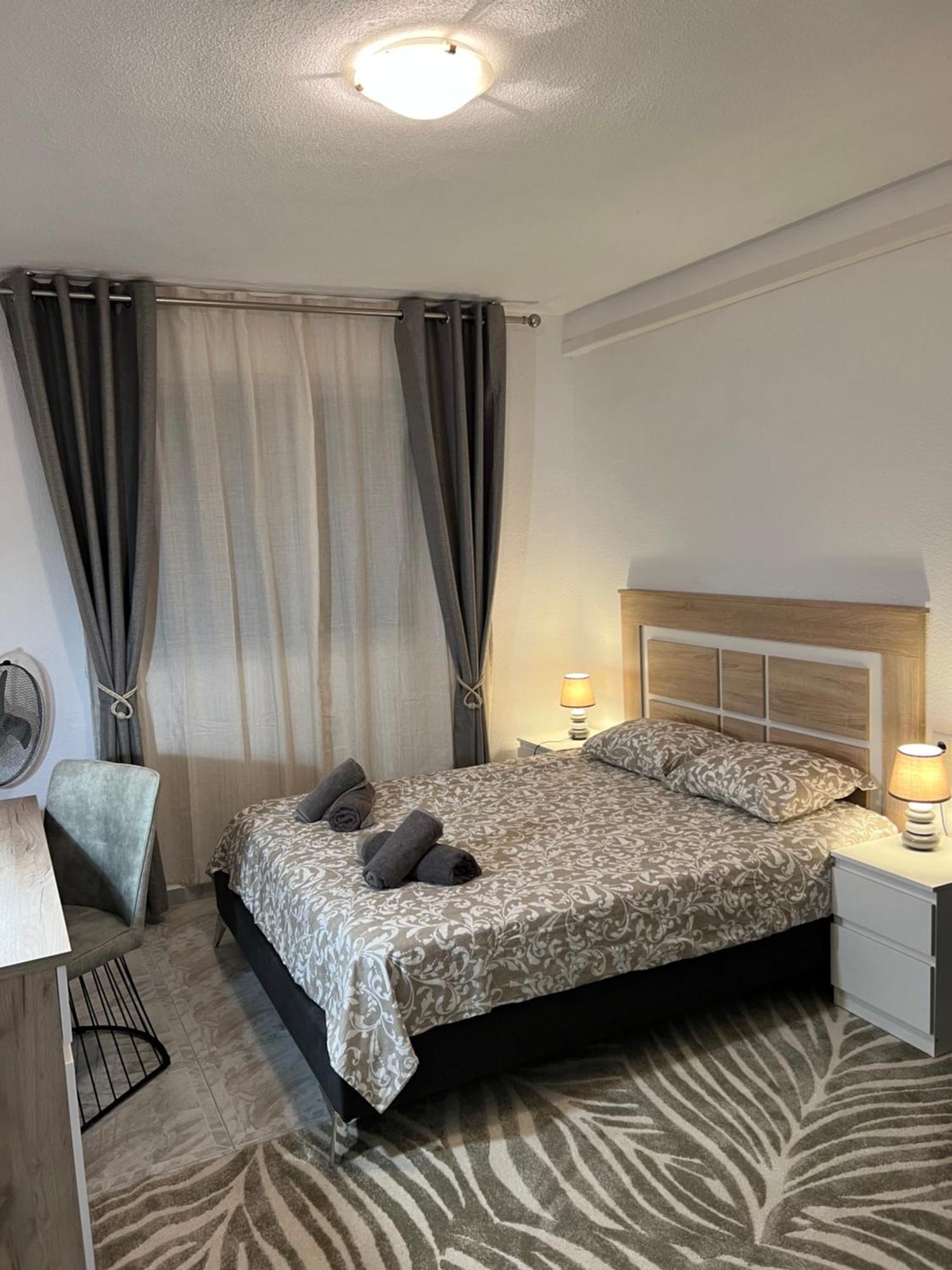 Sinforosa Park Apartment *